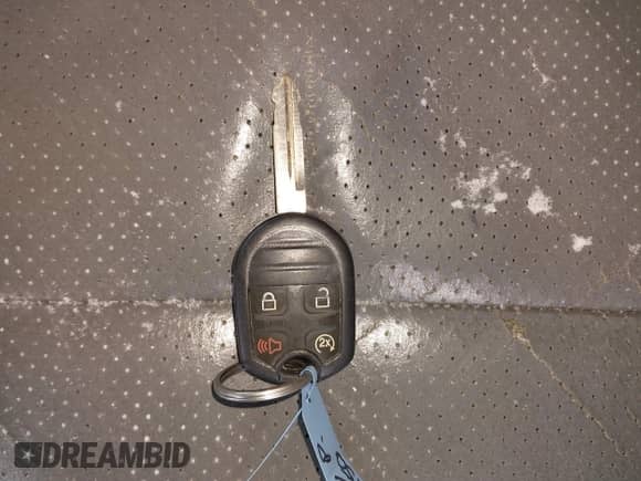 2011 Ford F-150 XLT z VIN 1FTFW1ET5BFB28350, wystawiony jako IAAI lot #41445392 z przebiegiem 172 659 mil mil oraz . Historia ofert i sprzedaży dostępna na DreamBid. Obrazek 11.