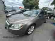 2012 Chevrolet Malibu 1FL z VIN 1G1ZA5E09CF273832, wystawiony jako Copart lot #86339815 z przebiegiem 141 839 mil mil oraz Czysty tytuł • Clean title. Historia ofert i sprzedaży dostępna na DreamBid. Obrazek 2.