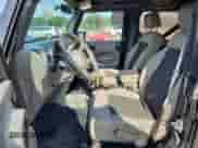 2009 Jeep Wrangler X z VIN 1J4FA241X9L750596, wystawiony jako Copart lot #61362375 z przebiegiem 318 716 mil mil oraz Szkoda całkowita • Salvage title. Historia ofert i sprzedaży dostępna na DreamBid. Obrazek 7.