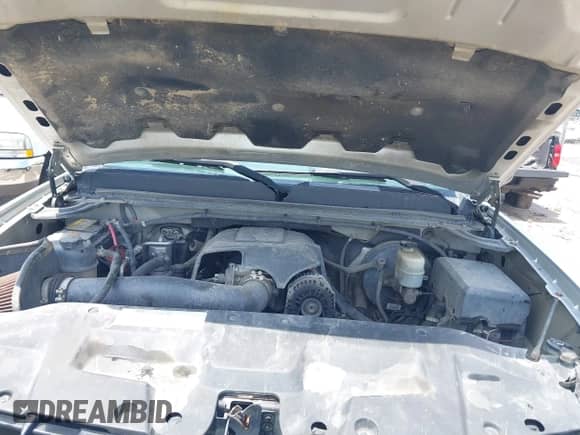 2010 GMC Sierra 1500 SLE with VIN 1GTSKVE32AZ210132, listed as a IAAI auction lot 42613141 with 150,748 mi miles and . Bid and sale history available at DreamBid. Image 10.