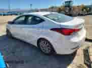 2016 Hyundai Elantra SE z VIN 5NPDH4AE1GH672836, wystawiony jako Copart lot #82008225 z przebiegiem 74 177 mil mil oraz Szkoda całkowita • Salvage title. Historia ofert i sprzedaży dostępna na DreamBid. Obrazek 2.