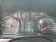 2015 Chevrolet Silverado 1500 Work Truck z VIN 3GCUKPEH4FG523075, wystawiony jako Copart lot #57481545 z przebiegiem 153 456 mil mil oraz Czysty tytuł • Clean title. Historia ofert i sprzedaży dostępna na DreamBid. Obrazek 9.