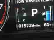 2021 Mitsubishi Outlander ES z VIN JA4ARUAU2MU027180, wystawiony jako IAAI lot #42795957 z przebiegiem 15 729 mil mil oraz . Historia ofert i sprzedaży dostępna na DreamBid. Obrazek 16.