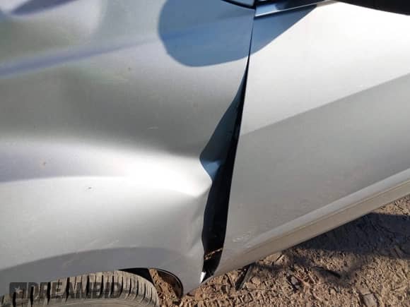 2010 Chevrolet Equinox LS с VIN 2CNALBEW8A6271865, выставлен на аукционе IAAI как лот 43113668 с пробегом 123 874 миль миль и . История ставок и продаж доступна на DreamBid. Изображение 13.