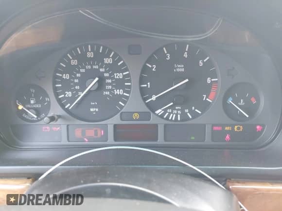 1998 BMW 5 Series 528i с VIN WBADD5321WBV56814, выставлен на аукционе IAAI как лот 43479800 с пробегом Не указан миль и . История ставок и продаж доступна на DreamBid. Изображение 7.