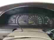 2004 Toyota Tundra SR5 z VIN 5TBBT44164S453920, wystawiony jako Copart lot #71563485 z przebiegiem 279 681 mil mil oraz Czysty tytuł • Clean title. Historia ofert i sprzedaży dostępna na DreamBid. Obrazek 9.