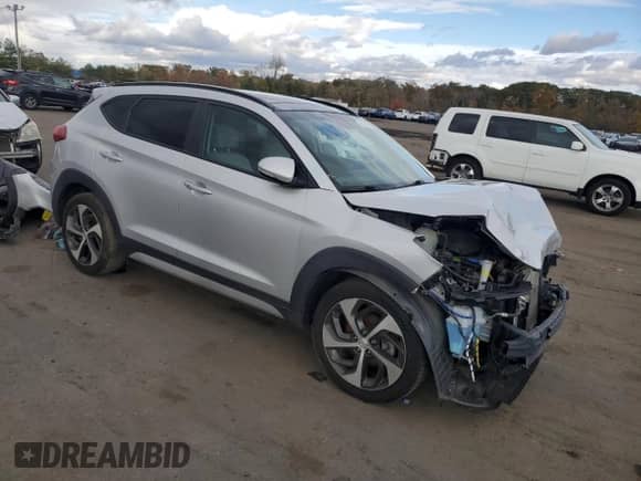 2017 Hyundai Tucson Sport с VIN KM8J3CA21HU569209, выставлен на аукционе Copart как лот 81266935 с пробегом 54 229 миль миль и Списание • Salvage title. История ставок и продаж доступна на DreamBid. Изображение 4.