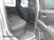 2023 Chevrolet Colorado 2WD LT z VIN 1GCPSCEK4P1124278, wystawiony jako IAAI lot #43039648 z przebiegiem 30 126 mil mil oraz . Historia ofert i sprzedaży dostępna na DreamBid. Obrazek 8.