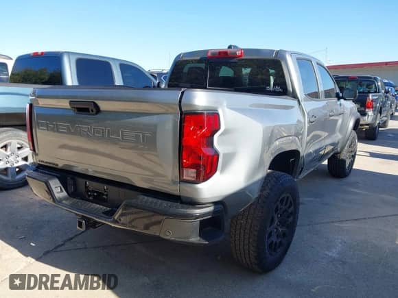 2023 Chevrolet Colorado 4WD Trail Boss с VIN 1GCPTEEK7P1215473, выставлен на аукционе IAAI как лот 43502060 с пробегом 37 617 миль миль и . История ставок и продаж доступна на DreamBid. Изображение 4.