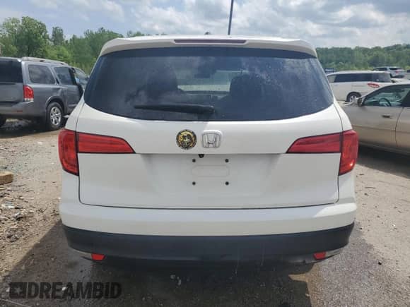 2016 Honda Pilot EX with VIN 5FNYF5H41GB032764, listed as a Copart auction lot 55215945 with 129,108 mi miles and Salvage title. Bid and sale history available at DreamBid. Image 6.