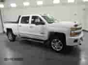 2019 Chevrolet Silverado 2500HD High Country с VIN 1GC1KUEY5KF182007, выставлен на аукционе Copart как лот 64992455 с пробегом 95 261 миль миль и Чистый • Clean title. История ставок и продаж доступна на DreamBid. Изображение 4.