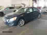 2013 Volvo S60 T5 с VIN YV1612FH9D2184973, выставлен на аукционе IAAI как лот 43136800 с пробегом 106 699 миль миль и . История ставок и продаж доступна на DreamBid. Изображение 17.
