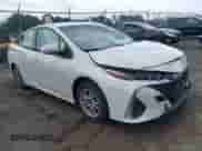 2018 Toyota Prius Plus z VIN JTDKARFP9J3098945, wystawiony jako IAAI lot #42471552 z przebiegiem 164 405 mil mil oraz . Historia ofert i sprzedaży dostępna na DreamBid. Obrazek 1.