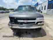2002 Chevrolet Tahoe LT z VIN 1GNEK13Z02J311254, wystawiony jako Copart lot #62494695 z przebiegiem 270 399 mil mil oraz Szkoda całkowita • Salvage title. Historia ofert i sprzedaży dostępna na DreamBid. Obrazek 5.