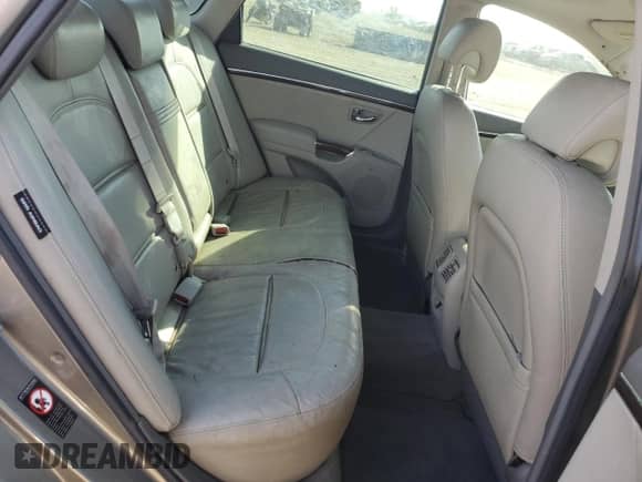 2009 Hyundai Azera Limited with VIN KMHFC46F39A442150, listed as a Copart auction lot 82528255 with 164,486 mi miles and Clean title. Bid and sale history available at DreamBid. Image 10.