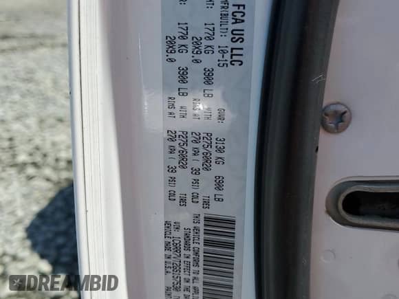 2016 Ram 1500 Laramie z VIN 1C6RR7VT2GS157530, wystawiony jako Copart lot #61051075 z przebiegiem 116 655 mil mil oraz Szkoda całkowita • Salvage title. Historia ofert i sprzedaży dostępna na DreamBid. Obrazek 12.