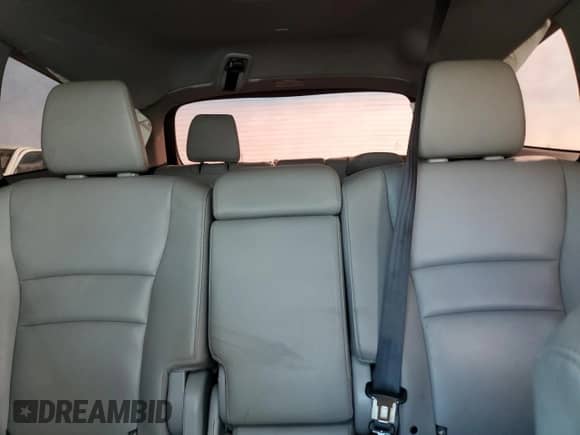 2021 Honda Pilot Special Edition z VIN 5FNYF5H24MB018660, wystawiony jako Copart lot #90449565 z przebiegiem Nie podano mil oraz Szkoda całkowita • Salvage title. Historia ofert i sprzedaży dostępna na DreamBid. Obrazek 10.