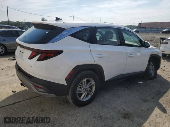 2025 Hyundai Tucson with VIN 3KMJACDE5SE006988, listed as a Copart auction lot 63222765 with 3,056 mi miles and Salvage title. Bid and sale history available at DreamBid. Image 3.