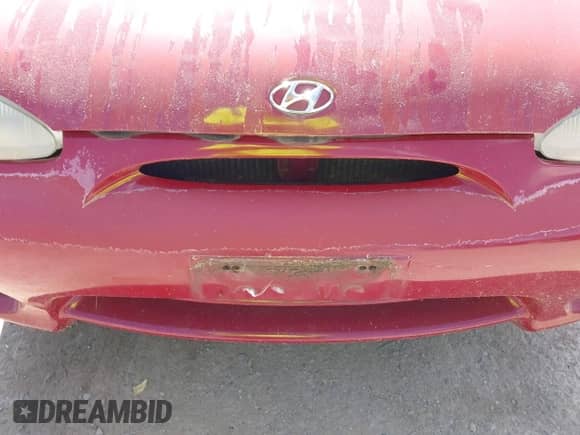 1998 Hyundai Accent z VIN KMHVD14N4WU370550, wystawiony jako IAAI lot #42433008 z przebiegiem 178 759 mil mil oraz . Historia ofert i sprzedaży dostępna na DreamBid. Obrazek 6.