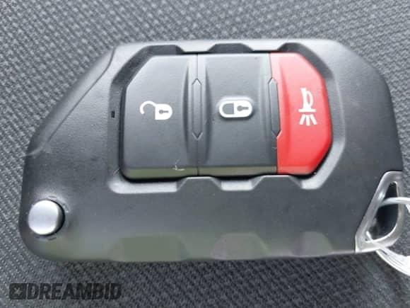 2023 Jeep Wrangler Sport S с VIN 1C4HJXDN5PW701929, выставлен на аукционе IAAI как лот 43341342 с пробегом 46 084 миль миль и . История ставок и продаж доступна на DreamBid. Изображение 11.