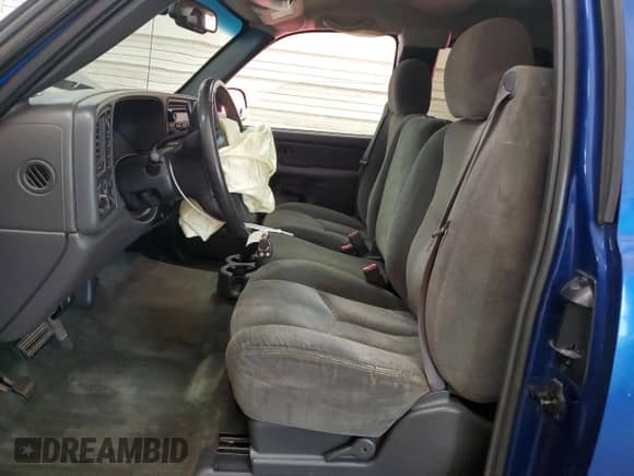 2004 Chevrolet Silverado 1500 Z71 с VIN 1GCEK19T64E137164, выставлен на аукционе Copart как лот 81909655 с пробегом 289 657 миль миль и Списание • Salvage title. История ставок и продаж доступна на DreamBid. Изображение 7.