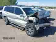 2004 Toyota Highlander with VIN JTEDP21A940036156, listed as a IAAI auction lot 43211180 with 150,165 mi miles and . Bid and sale history available at DreamBid. Image 1.