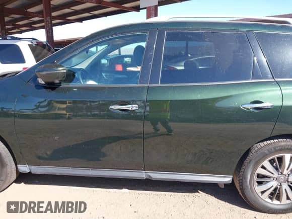 2019 Nissan Pathfinder S z VIN 5N1DR2MN6KC619496, wystawiony jako IAAI lot #42575001 z przebiegiem 117 301 mil mil oraz . Historia ofert i sprzedaży dostępna na DreamBid. Obrazek 14.