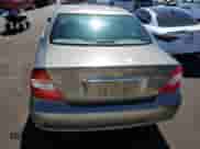 2003 Toyota Camry LE с VIN 4T1BF32K93U562415, выставлен на аукционе Copart как лот 81987345 с пробегом 171 115 миль миль и Списание • Salvage title. История ставок и продаж доступна на DreamBid. Изображение 6.