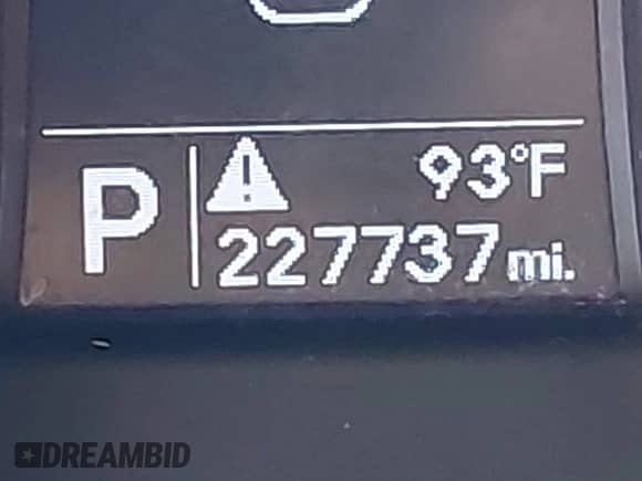 2016 Hyundai Santa Fe с VIN 5XYZT3LB8GG350784, выставлен на аукционе IAAI как лот 43490151 с пробегом 227 737 миль миль и . История ставок и продаж доступна на DreamBid. Изображение 15.