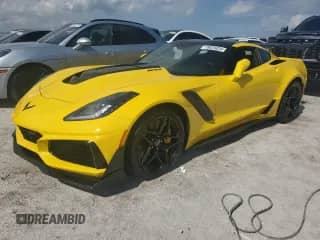 2019 Chevrolet Corvette ZR1 3ZR z VIN 1G1Y42D94K5802738, wystawiony jako Copart lot #78026834 z przebiegiem Nie podano mil oraz Nie do naprawy • Non repairable. Historia ofert i sprzedaży dostępna na DreamBid. Obrazek 1.