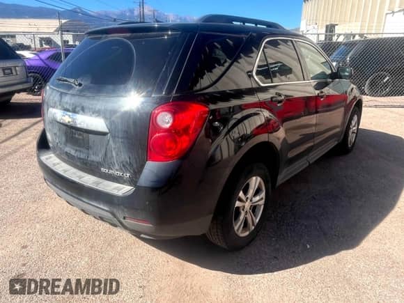 2013 Chevrolet Equinox LT z VIN 2GNFLNEK8D6141251, wystawiony jako Copart lot #89869715 z przebiegiem 92 537 mil mil oraz Czysty tytuł • Clean title. Historia ofert i sprzedaży dostępna na DreamBid. Obrazek 4.