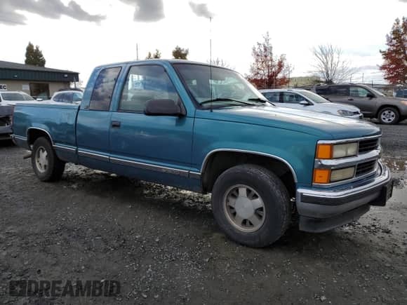 1997 Chevrolet Silverado 1500 с VIN 1GCEC19W2VE151054, выставлен на аукционе Copart как лот 80659914 с пробегом 205 695 миль миль и Списание • Salvage title. История ставок и продаж доступна на DreamBid. Изображение 4.