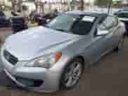 2010 Hyundai Genesis Coupe Grand Touring с VIN KMHHU6KH6AU025181, выставлен на аукционе IAAI как лот 41648470 с пробегом Не указан миль и . История ставок и продаж доступна на DreamBid. Изображение 17.