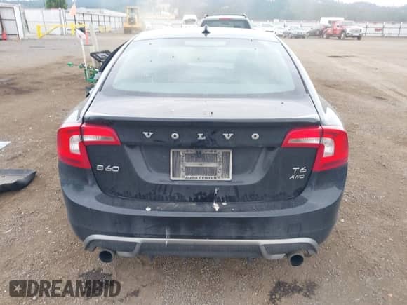 2013 Volvo S60 T6 R-Design Platinum с VIN YV1902FH9D1231456, выставлен на аукционе IAAI как лот 42788938 с пробегом 140 730 миль миль и . История ставок и продаж доступна на DreamBid. Изображение 17.