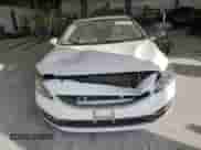 2015 Volvo S60 T5 Platinum с VIN YV1612TM8F2352980, выставлен на аукционе Copart как лот 82701654 с пробегом Не указан миль и Списание • Salvage title. История ставок и продаж доступна на DreamBid. Изображение 5.