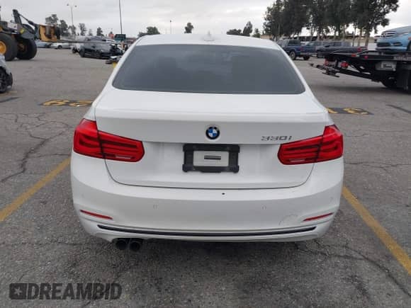 2017 BMW 3 Series 330i with VIN WBA8B9G57HNU49237, listed as a IAAI auction lot 43428824 with 93,152 mi miles and . Bid and sale history available at DreamBid. Image 17.