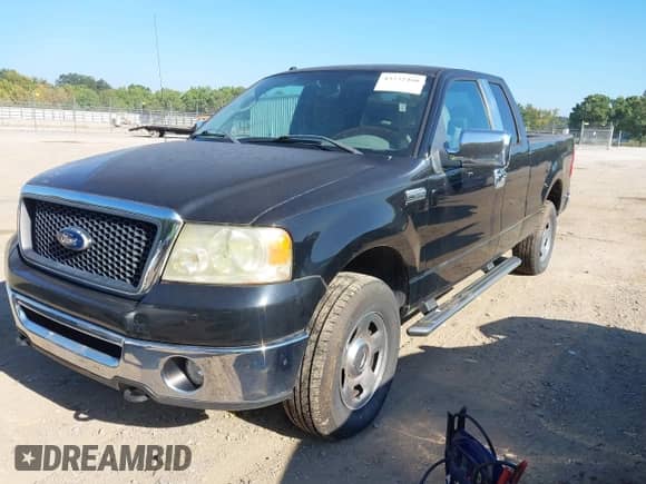 2007 Ford F-150 XLT with VIN 1FTPX14V37NA22710, listed as a IAAI auction lot 43232480 with 172,968 mi miles and . Bid and sale history available at DreamBid. Image 2.