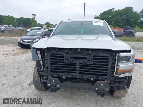 2017 Chevrolet Silverado 1500 Custom с VIN 1GCRCPEH8HZ246260, выставлен на аукционе IAAI как лот 42876102 с пробегом 138 413 миль миль и . История ставок и продаж доступна на DreamBid. Изображение 12.