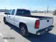 2004 Chevrolet Silverado 1500 LS с VIN 2GCEC19TX41429110, выставлен на аукционе IAAI как лот 42676165 с пробегом Не указан миль и . История ставок и продаж доступна на DreamBid. Изображение 3.