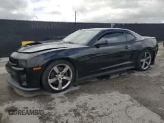 2012 Chevrolet Camaro с VIN 2G1FJ1EP0C9800724, выставлен на аукционе Copart как лот 86187225 с пробегом 136 724 миль миль и Чистый • Clean title. История ставок и продаж доступна на DreamBid. Изображение 1.