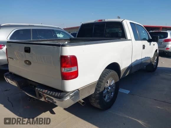 2006 Ford F-150 STX с VIN 1FTRX12WX6NA52192, выставлен на аукционе IAAI как лот 43444396 с пробегом 208 525 миль миль и . История ставок и продаж доступна на DreamBid. Изображение 4.