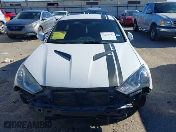 2015 Hyundai Genesis Coupe 3.8L Base with VIN KMHHT6KJ7FU129370, listed as a IAAI auction lot 41257177 with Not provided miles and . Bid and sale history available at DreamBid. Image 12.