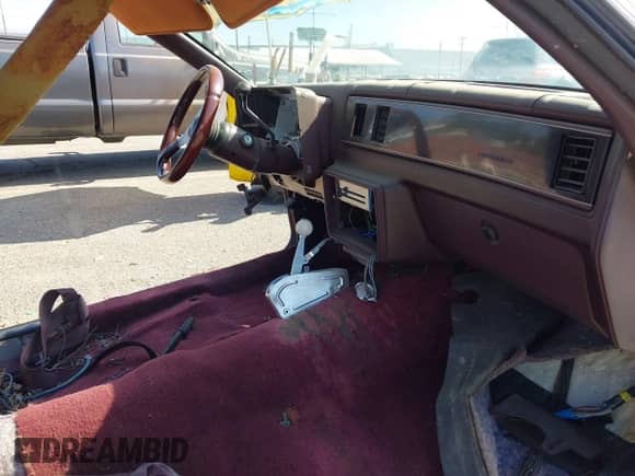 1986 Chevrolet El Camino SS с VIN 3GCCW80H7GS903524, выставлен на аукционе IAAI как лот 42846165 с пробегом Не указан миль и . История ставок и продаж доступна на DreamBid. Изображение 5.