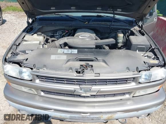 2002 Chevrolet Tahoe Z71 с VIN 1GNEK13Z22R196576, выставлен на аукционе IAAI как лот 42572452 с пробегом 257 160 миль миль и . История ставок и продаж доступна на DreamBid. Изображение 10.