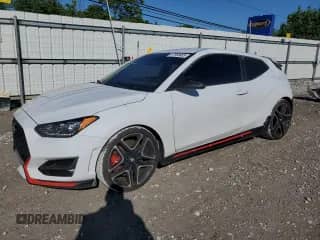 2021 Hyundai Veloster z VIN KMHT36AH0MU009478, wystawiony jako Copart lot #57598905 z przebiegiem 57 177 mil mil oraz Szkoda całkowita • Salvage title. Historia ofert i sprzedaży dostępna na DreamBid. Obrazek 1.