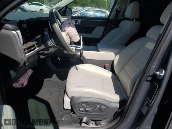 2024 Hyundai Santa Fe Calligraphy z VIN 5NMP54GL2RH054291, wystawiony jako Copart lot #67343035 z przebiegiem 25 807 mil mil oraz Szkoda całkowita • Salvage title. Historia ofert i sprzedaży dostępna na DreamBid. Obrazek 7.