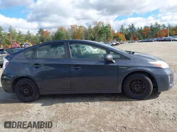 2013 Toyota Prius Two z VIN JTDKN3DU2D1727956, wystawiony jako IAAI lot #43522273 z przebiegiem 220 097 mil mil oraz . Historia ofert i sprzedaży dostępna na DreamBid. Obrazek 13.