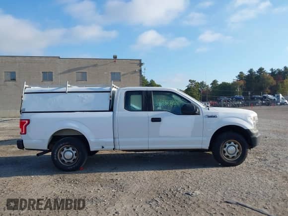 2015 Ford F-150 XLT z VIN 1FTEX1E84FFC23007, wystawiony jako IAAI lot #43333428 z przebiegiem 245 290 mil mil oraz . Historia ofert i sprzedaży dostępna na DreamBid. Obrazek 13.