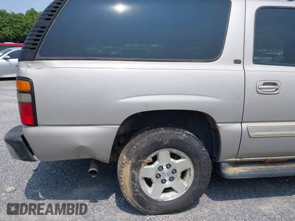 2005 Chevrolet Suburban LT с VIN 1GNFK16Z45J150184, выставлен на аукционе IAAI как лот 42385400 с пробегом 174 263 миль миль и . История ставок и продаж доступна на DreamBid. Изображение 13.