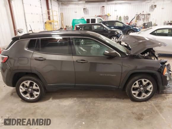 2020 Jeep Compass Limited with VIN 3C4NJDCB5LT163855, listed as a IAAI auction lot 43181038 with Not provided miles and . Bid and sale history available at DreamBid. Image 13.